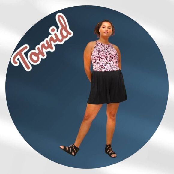 PRICE FIRM! NEW TORRID Plus Size Leopard Studio Knit Goddess Neck Romper. - Picture 3 of 13